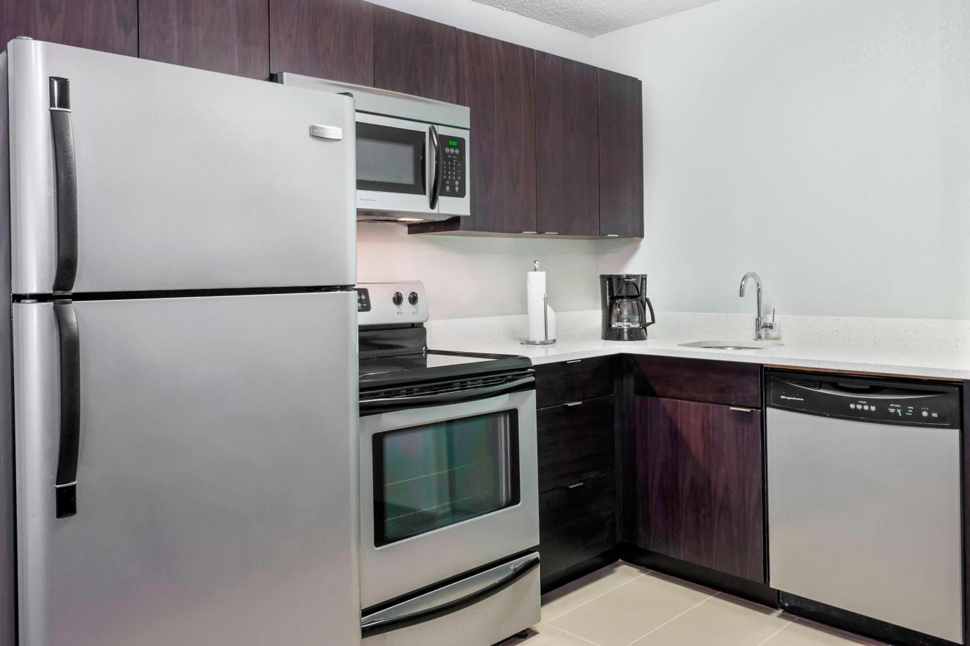 Hotel Tampa Sabal Park/brandon Mango