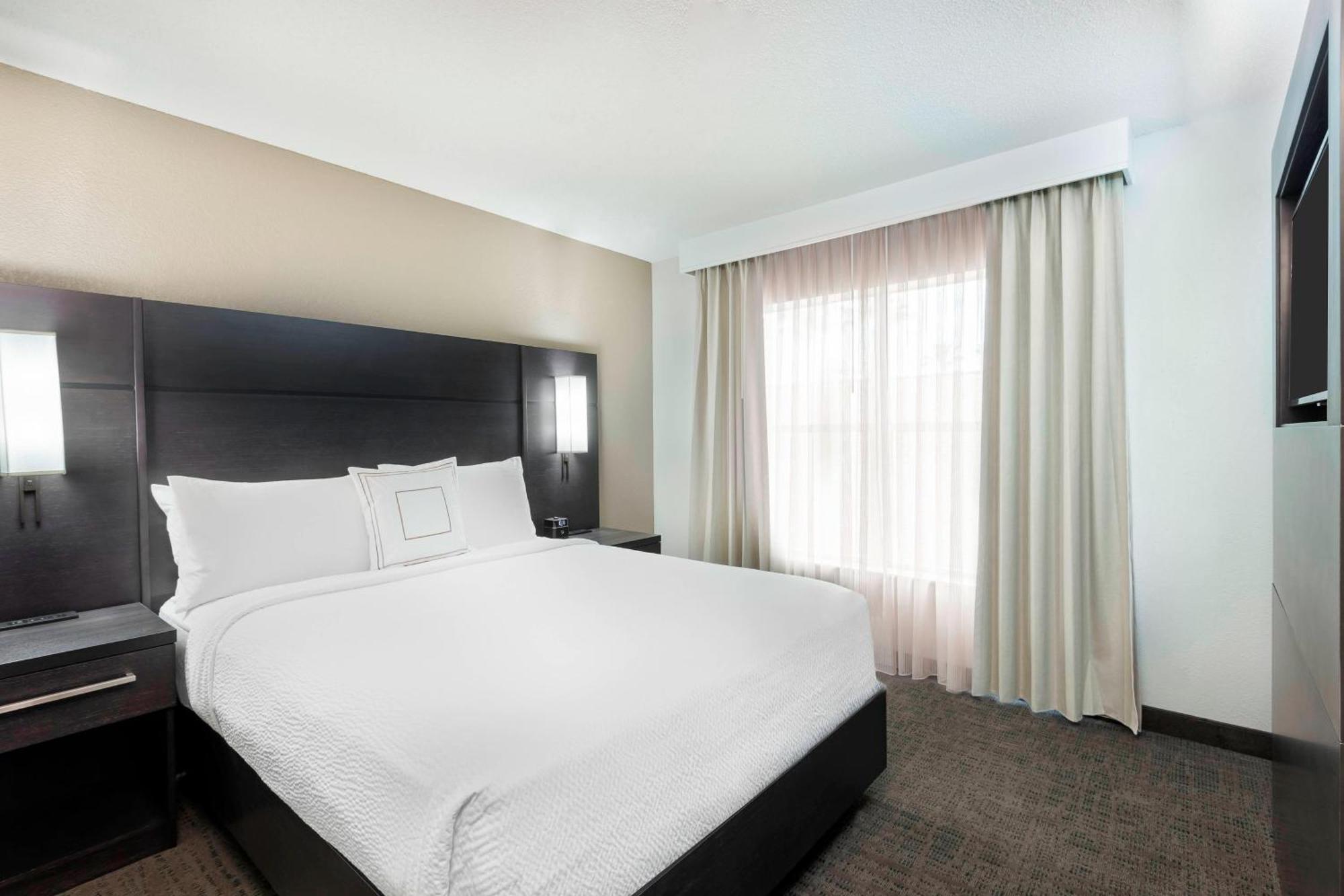 Tampa Sabal Park/brandon Hotel